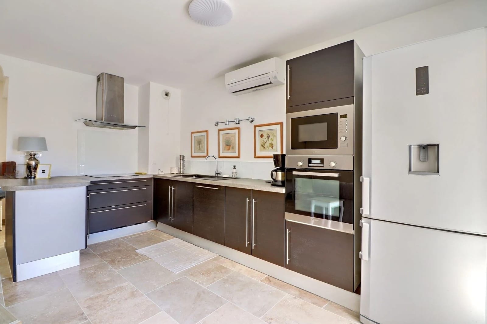 Photo 3 : Appartement 3 pièces 77 m² – au calme